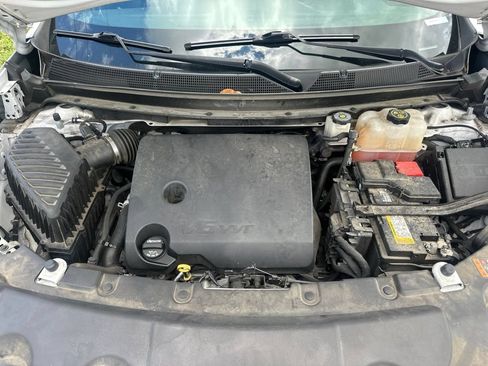 Used 2022 Chevrolet Traverse High Country w/ LPO, Floor Liner Package AWD/4WD image 10