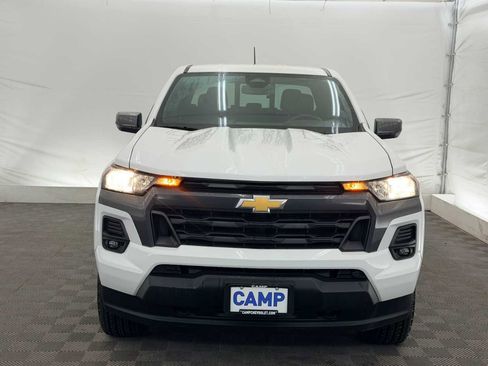 Used 2024 Chevrolet Colorado LT w/ LT Convenience Package II image 9