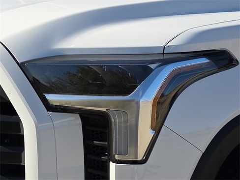 Used 2025 Toyota Tundra SR5 image 4