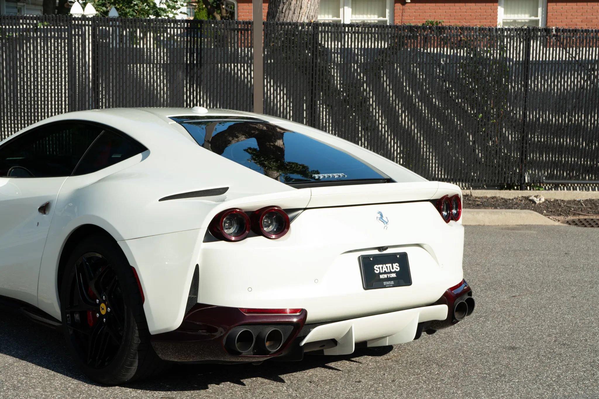 Used 2020 Ferrari 812 Superfast RWD image 42