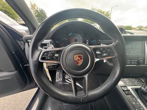 Used 2018 Porsche Macan S AWD/4WD image 26