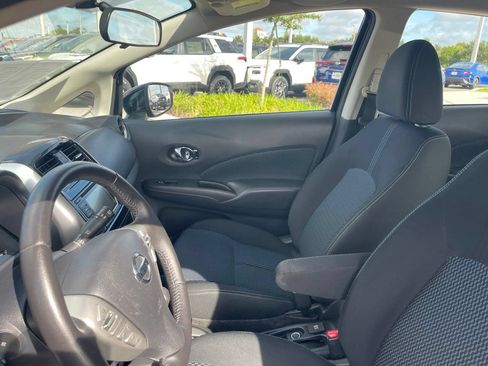 Used 2016 Nissan Versa Note SV FWD image 19