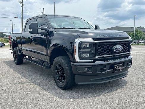 Used 2024 Ford F350 XL w/ STX Appearance Package AWD/4WD image 2
