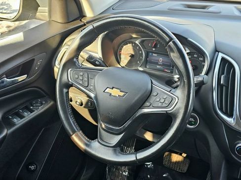 Used 2021 Chevrolet Equinox LT image 29