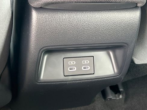 New 2026 Toyota Corolla SE FWD image 15