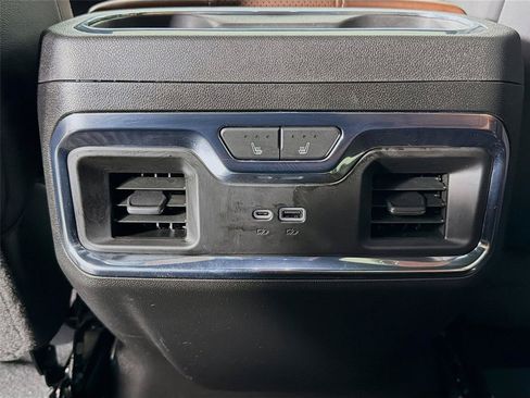 Used 2024 GMC Sierra 2500 Denali Ultimate AWD/4WD image 29