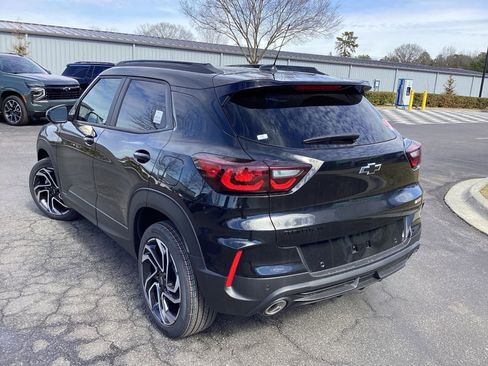 New 2026 Chevrolet TrailBlazer RS w/ Convenience Package FWD image 2