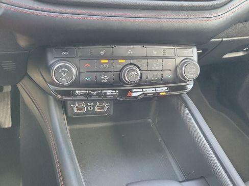 Used 2026 Dodge Durango GT AWD/4WD image 18