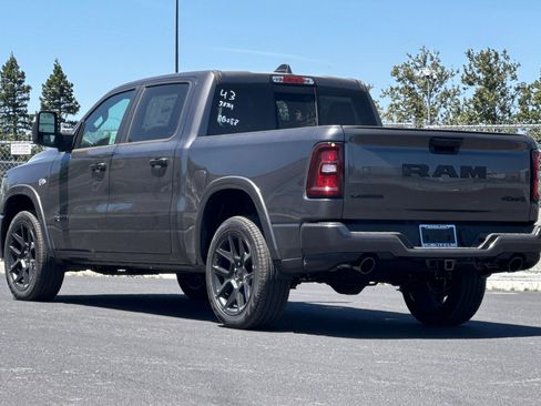New 2026 RAM 1500 Laramie AWD/4WD image 5
