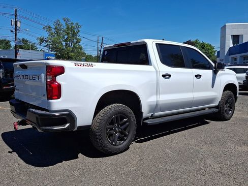 Used 2024 Chevrolet Silverado 1500 LT Trail Boss w/ Convenience Package II AWD/4WD image 7