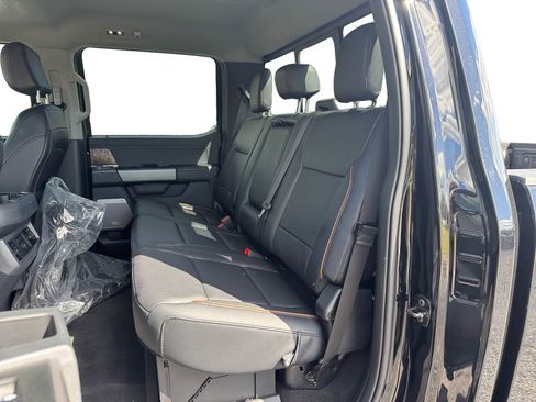 Used 2026 Ford F350 Lariat w/ Black Appearance Package image 16