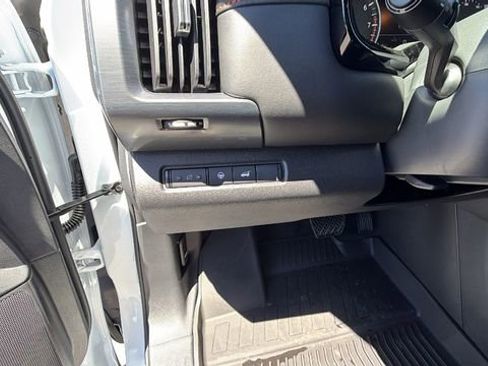 New 2026 Nissan Pathfinder Rock Creek w/ Rock Creek Premium Package AWD/4WD image 30