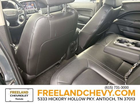 Used 2015 GMC Canyon SLT image 18