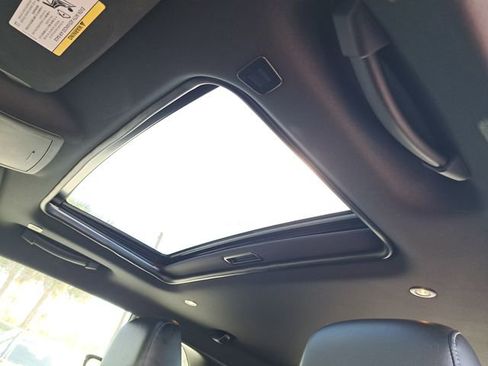 Used 2022 Dodge Challenger GT w/ Plus Package image 19