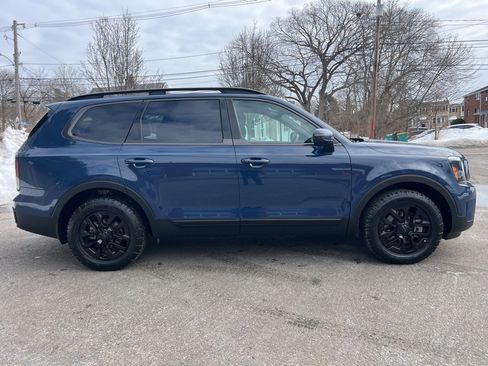 Certified 2025 Kia Telluride AWD image 6