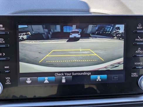 Used 2021 Honda Accord Touring image 15