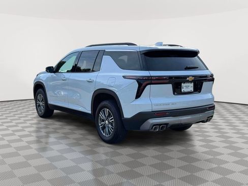 Used 2026 Chevrolet Traverse LT AWD/4WD image 5