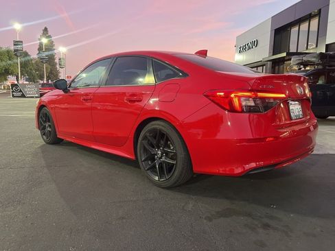 Used 2022 Honda Civic Sport image 6