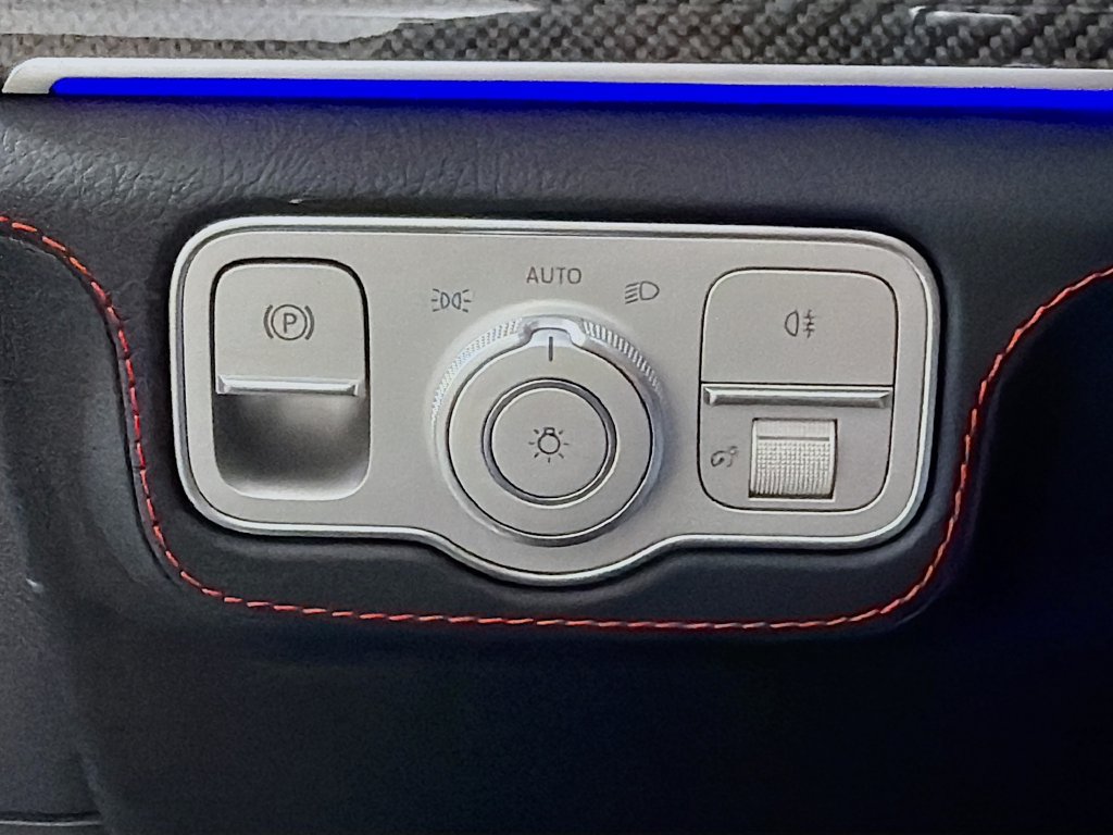New 2026 Mercedes-Benz GLE 53 AMG 4MATIC Coupe image 11