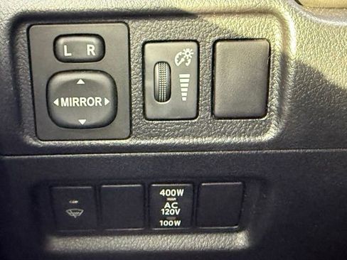 Used 2015 Toyota 4Runner Trail AWD/4WD image 15