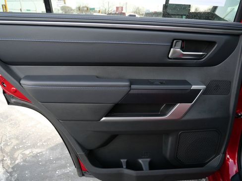 Used 2024 Toyota Sequoia Platinum image 41