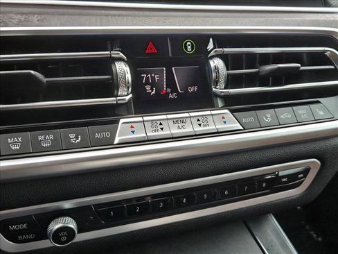 Used 2023 BMW X5 xDrive40i w/ Premium Package AWD/4WD image 15