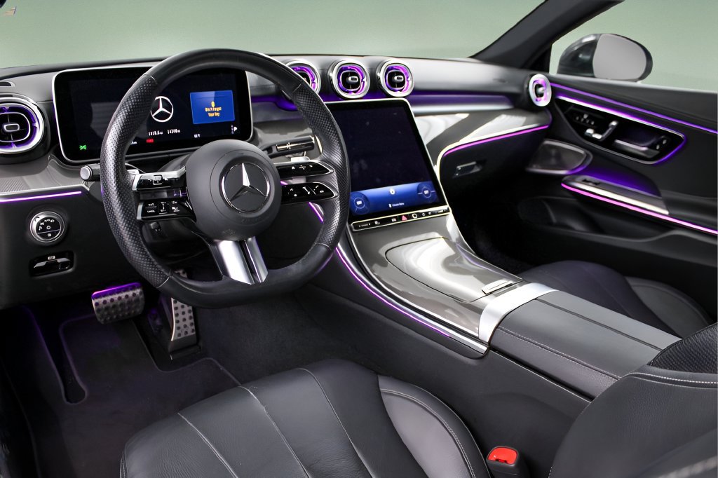 Used 2025 Mercedes-Benz CLE 300 4MATIC Coupe image 2