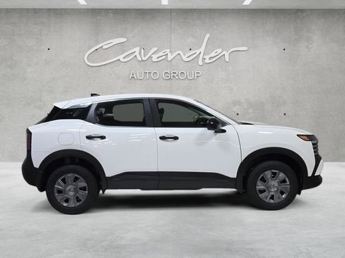 New 2026 Nissan Kicks S image 17