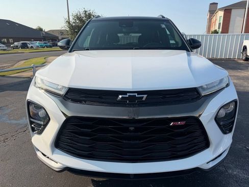 Used 2022 Chevrolet TrailBlazer RS w/ Technology Package FWD image 8