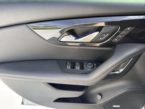 Used 2021 Chevrolet Blazer RS w/ Enhanced Convenience Package FWD image 40