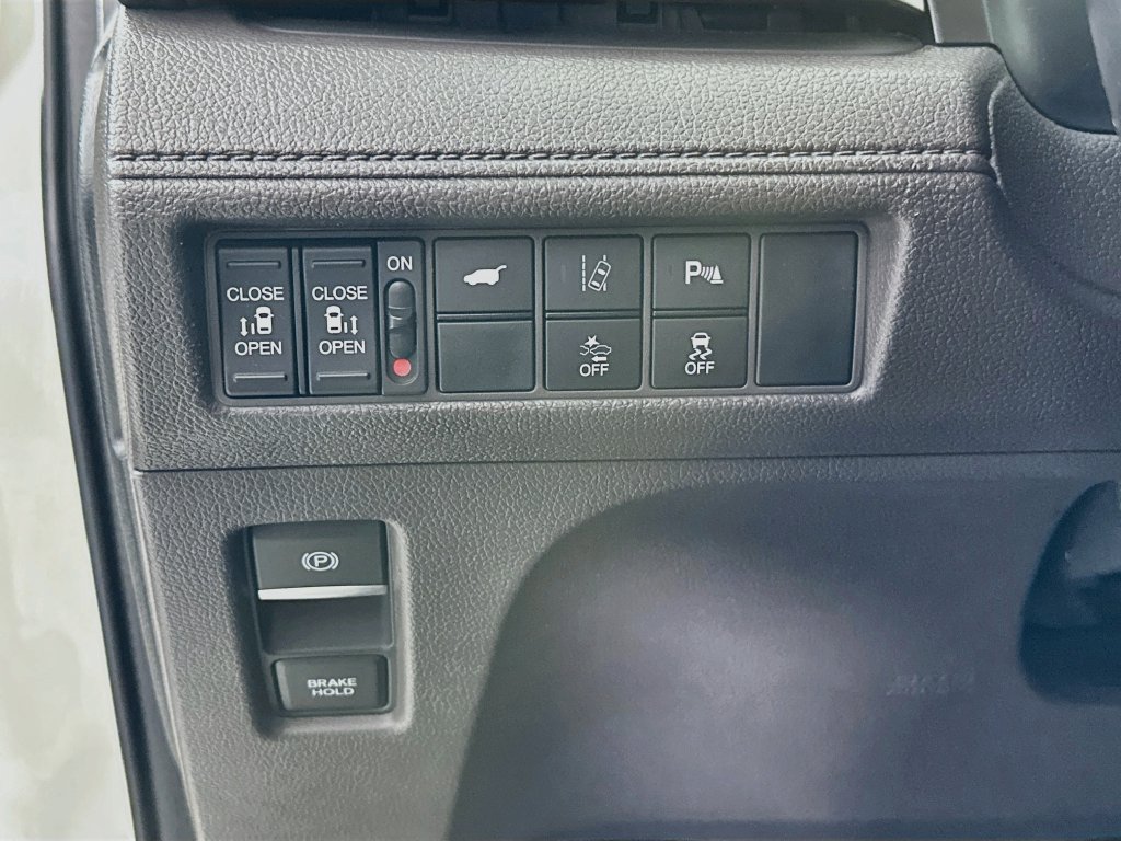 Used 2018 Honda Odyssey Touring image 10