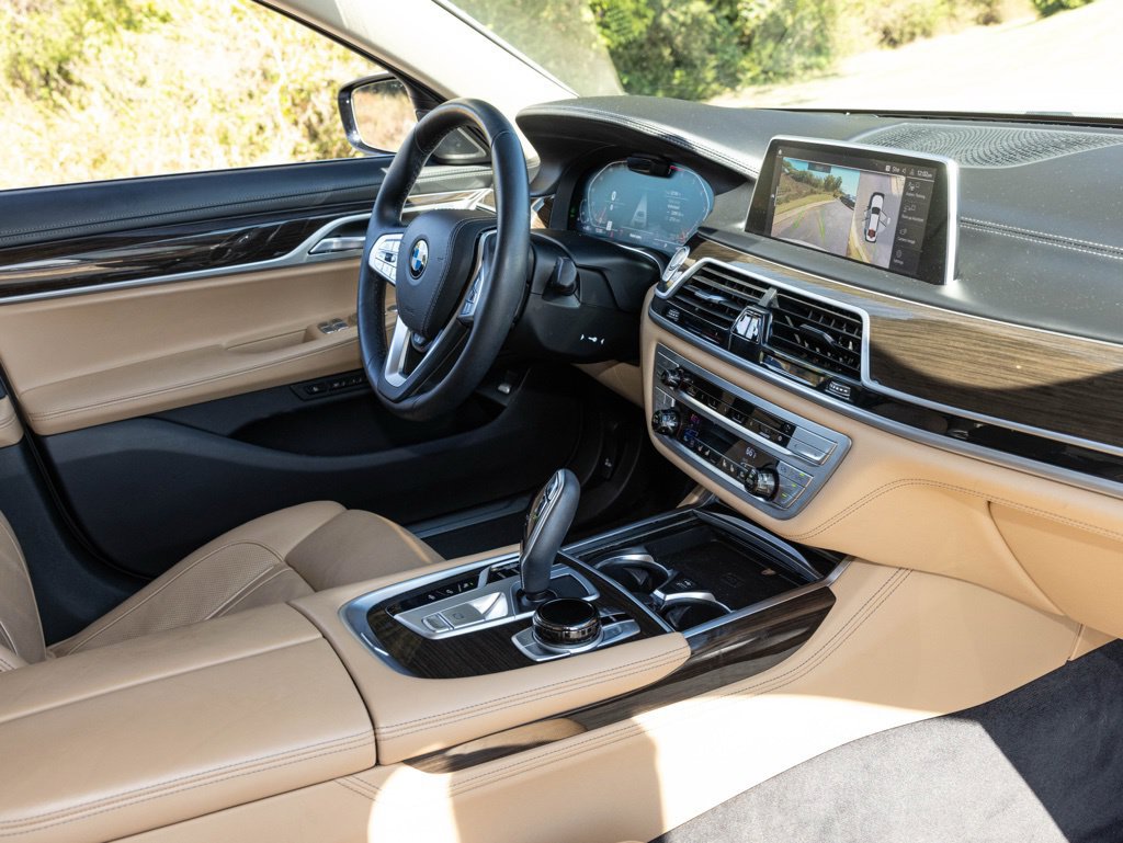 Used 2021 BMW 750i xDrive w/ Luxury Rear Seating Package AWD/4WD image 67