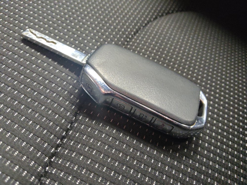 Used 2020 Kia Forte LXS FWD image 32