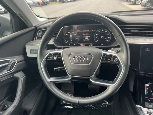 Used 2021 Audi e-tron Premium w/ Convenience Plus Package image 21