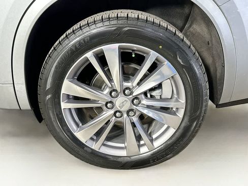 Used 2024 Cadillac XT6 Premium Luxury AWD/4WD image 8