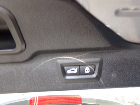 Used 2016 BMW X5 xDrive50i w/ Dynamic Handling Package image 22