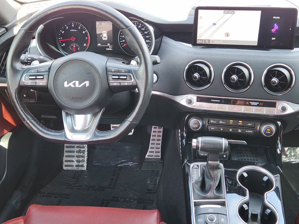 Used 2022 Kia Stinger GT-Line w/ Sun & Sound Package AWD/4WD image 10