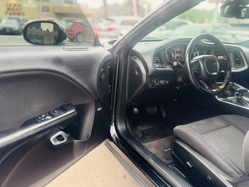 Used 2015 Dodge Challenger R/T w/ Quick Order Package 28B R/T image 15