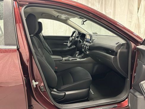 Used 2025 Nissan Sentra SV image 54