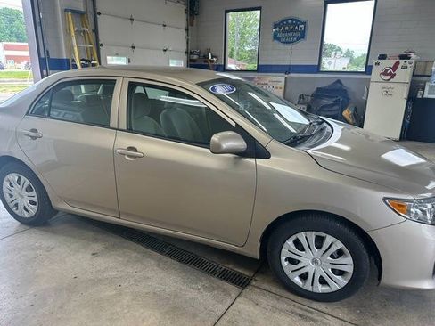 Used 2010 Toyota Corolla FWD image 8