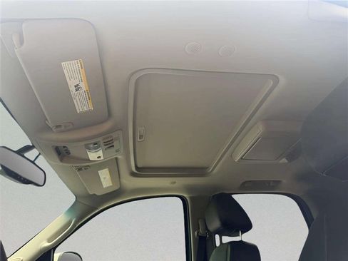 Used 2013 GMC Yukon Denali RWD image 17