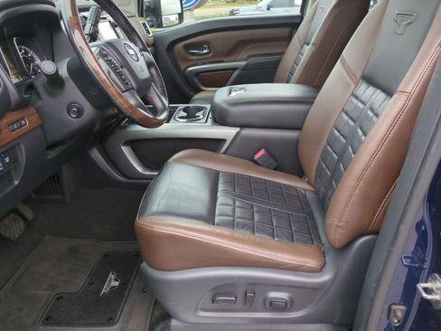 Used 2018 Nissan Titan Platinum Reserve w/ Platinum Utility Package image 16