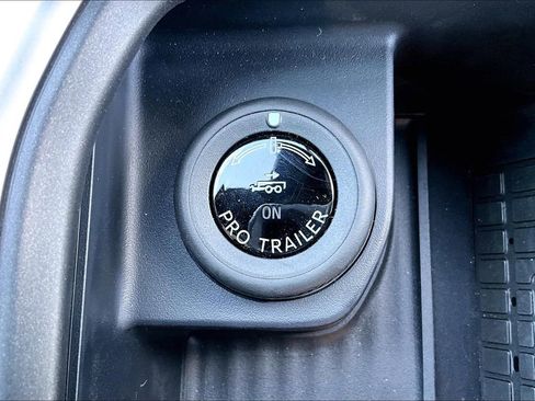 New 2025 Ford Expedition Tremor image 18