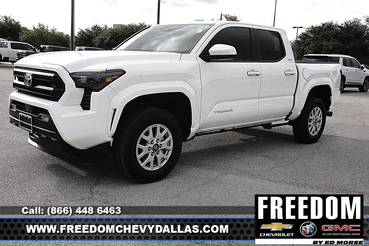 Used 2024 Toyota Tacoma SR5 RWD image 3