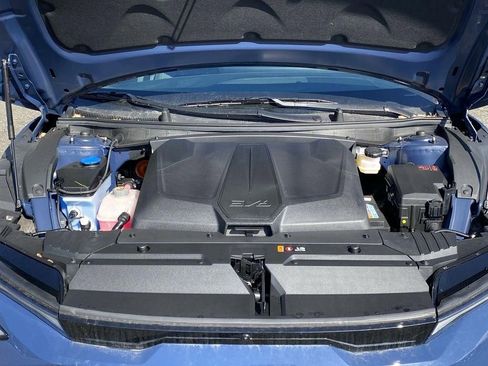 New 2025 Kia EV6 Light w/ Light LR Technology Package RWD image 17