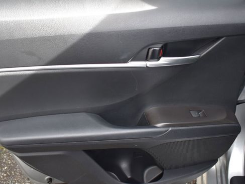 Certified 2023 Toyota Camry SE image 19