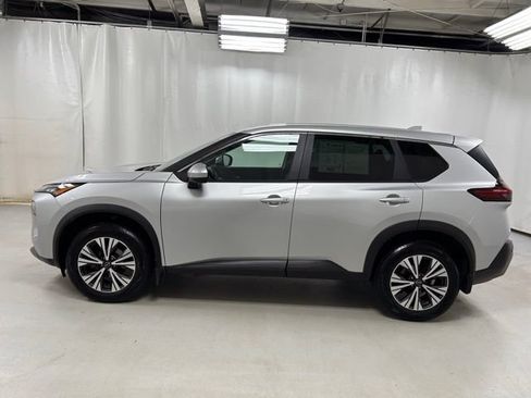 Used 2023 Nissan Rogue SV AWD/4WD image 9