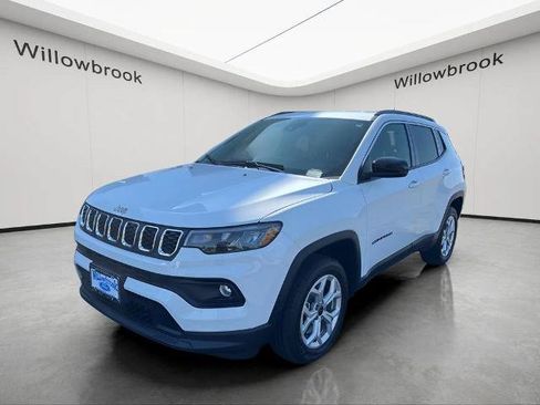 Used 2026 Jeep Compass Latitude AWD/4WD image 1
