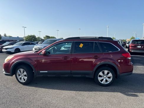 Used 2012 Subaru Outback 2.5i Premium AWD/4WD image 9