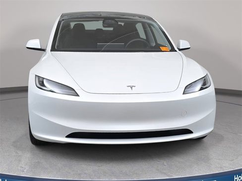 Used 2025 Tesla Model 3 Long Range image 3